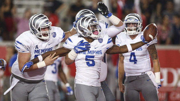 Oct 19, 2017; Houston, TX, USA; Memphis Tigers tight end Sean Dykes (5) celebrates with teammates after scoring a touchdown during the fourth quarter against the Houston Cougars at TDECU Stadium. Photo Credit: Troy Taormina-USA TODAY Sports
