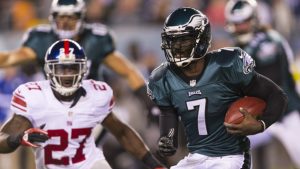Eagles stand behind Vick as starter in 2013