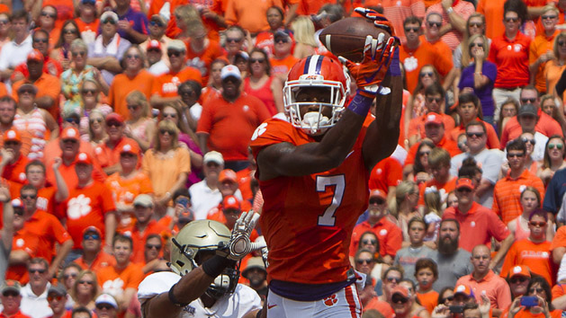 Sep 5, 2015; Clemson, SC, USA; Clemson Tigers wide receiver Mike Williams (7) scores a touchdown while being defended by Wofford Terriers cornerback Chris Armfield (2) during the first quarter at Clemson Memorial Stadium. Mandatory Credit: Joshua S. Kelly-USA TODAY Sports