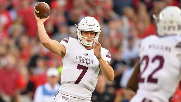 Sep 23, 2017; Athens, GA, USA; Mississippi State Bulldogs quarterback Nick Fitzgerald (7) passes to running back Aeris Williams (22) against the Georgia Bulldogs during the first quarter at Sanford Stadium. Photo Credit: Dale Zanine-USA TODAY Sports