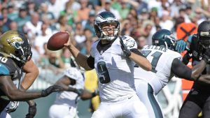 Eagles QB Foles remains out