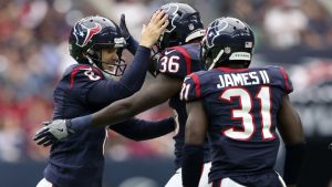 Texans escape 14-point hole, top Colts in OT