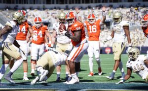 No. 1 Clemson wants to keep rolling against Syracuse