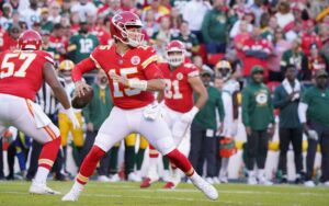 Mahomes, Chiefs look to settle score vs. Allen, Bills