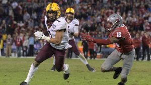 Minnesota D haults Washington State in Holiday Bowl