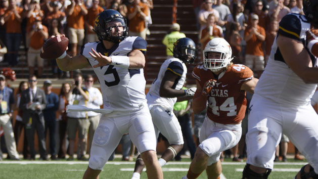 Nov 12, 2016; Austin, TX, USA; West Virginia Mountaineers quarterback Skyler Howard (3) looks to pass against the Texas Longhorns during the second quarter at Darrell K Royal-Texas Memorial Stadium. Photo Credit: Brendan Maloney-USA TODAY Sports