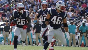 Patriots’ running game overwhelms Dolphins
