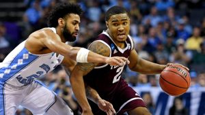 Texas A&M steamrolls UNC, advances to Sweet 16