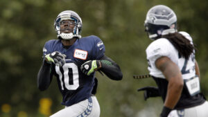 NFL roundup: Owens to make Seattle debut Saturday