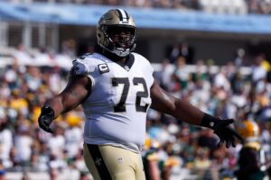 Dolphins ink OT Terron Armstead to five-year deal