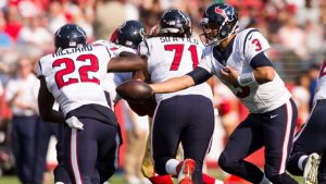 Savage, Texans rally past 49ers