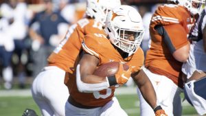 No. 15 Texas, No. 16 Iowa St. still alive in title race