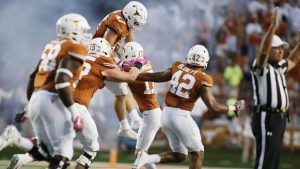 Texas jolts No. 8 Baylor on Domingue FG