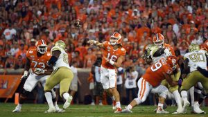 No. 1 Clemson faces test with visit from No. 7 Miami
