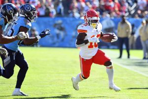 No longer unbeaten, Chiefs and Bills look to rebound