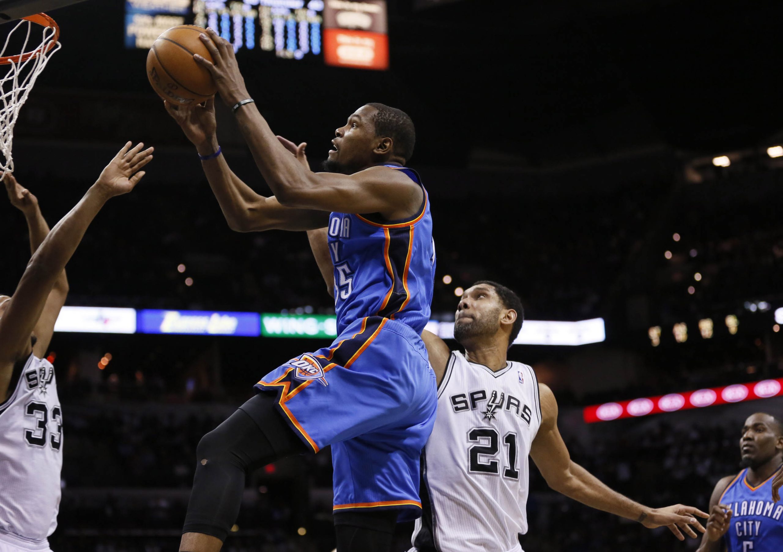 NBA: Oklahoma City Thunder at San Antonio Spurs