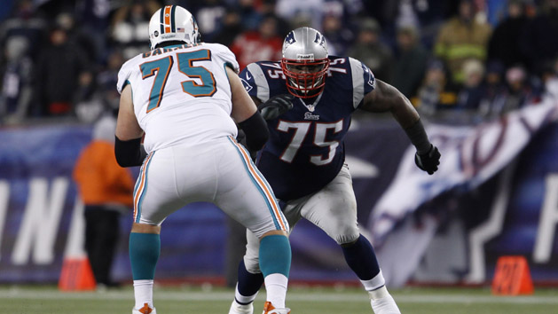 NFL: Miami Dolphins at New England Patriots