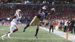 No. 10 Washington faces road challenge at Utah